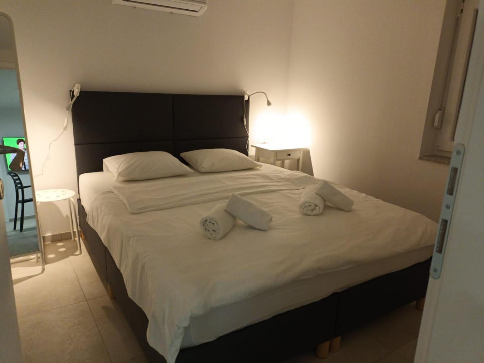Beachfront House Ivana With Pool - Renovated 2025 Цезарица Екстериор снимка